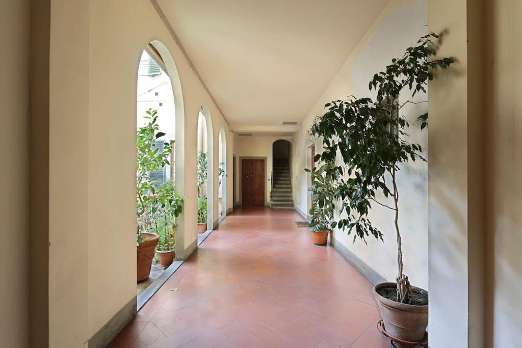 Palazzo Borghese 2 Bedroom Florens Exteriör bild