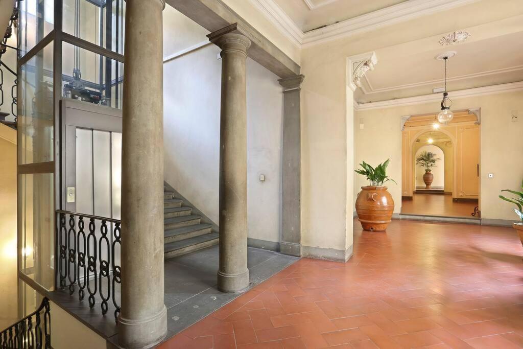 Palazzo Borghese 2 Bedroom Florens Exteriör bild
